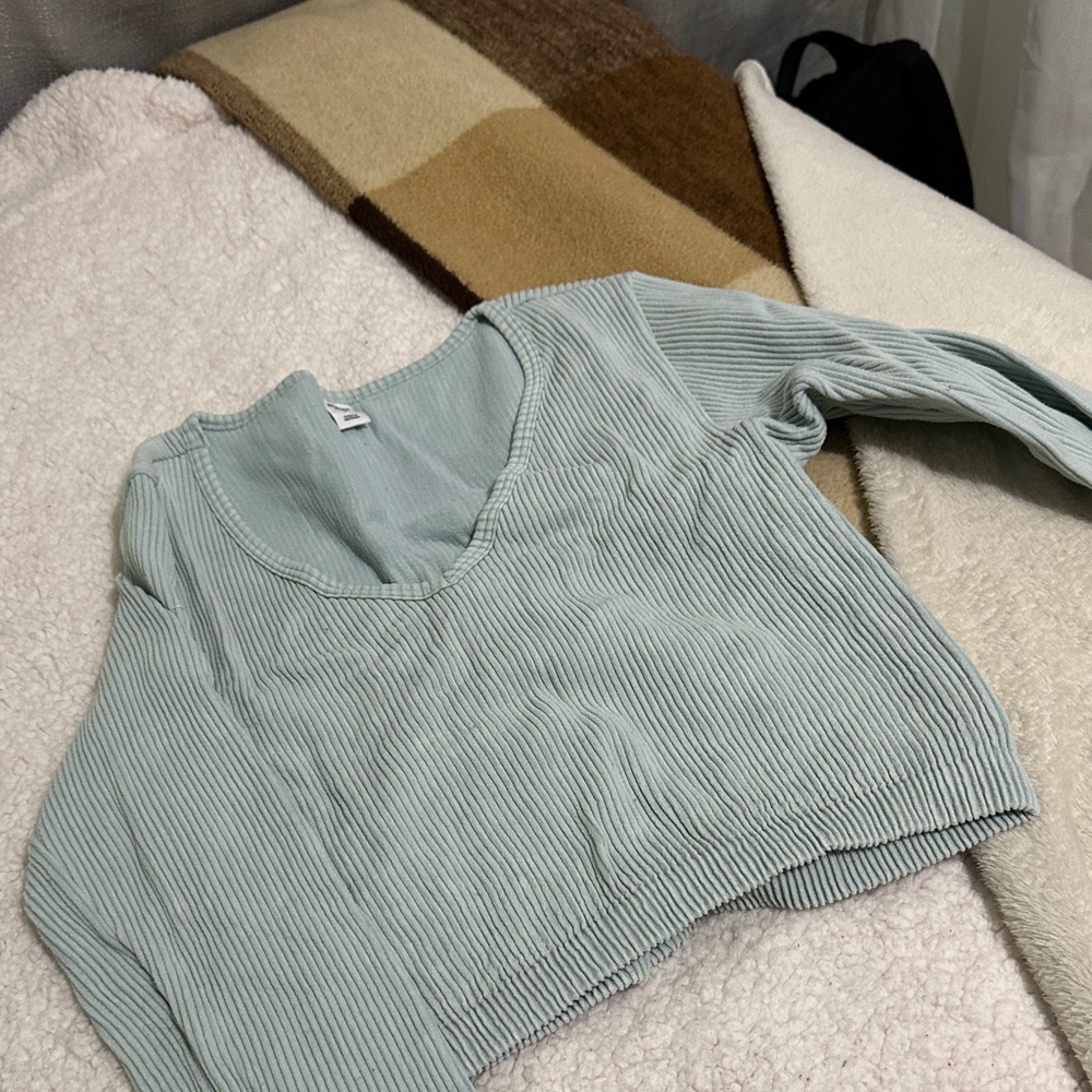 Arizona Jean Company Soft Blue Knit Top